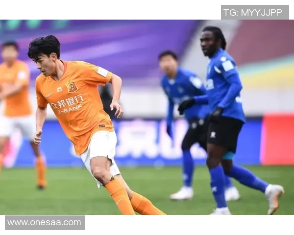 武汉排球队个人能力引发热议球员表现与团队协作的深度探讨 武汉排球队个人能力引发热议球员表现与团队协作的深度探讨